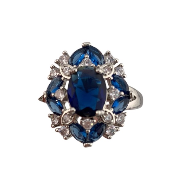 SAPPHIRE BLUE Faceted GLASS & CZ 925 SILVER COCKTAIL RING Prong Set SIZE 8.75 - Picture 1 of 11